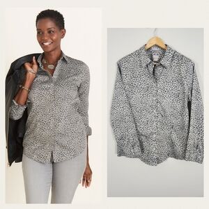 Chicos Non-Iron Cool max all season Cheetah/Leopard print Button Up -Sz. 1 (Med)